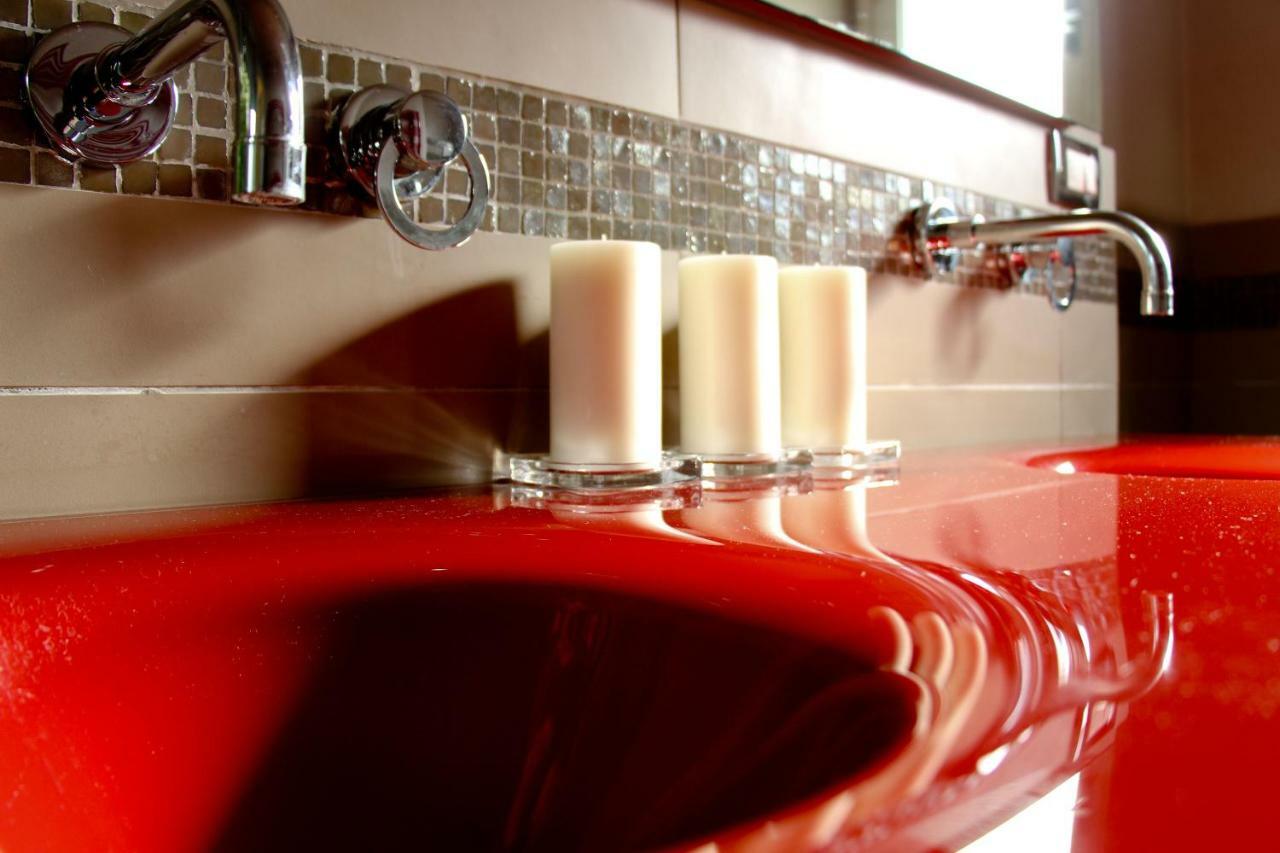 Tabacchi Luxury Apartment In Lucca Historical Center Near Toll Parking Exterior foto